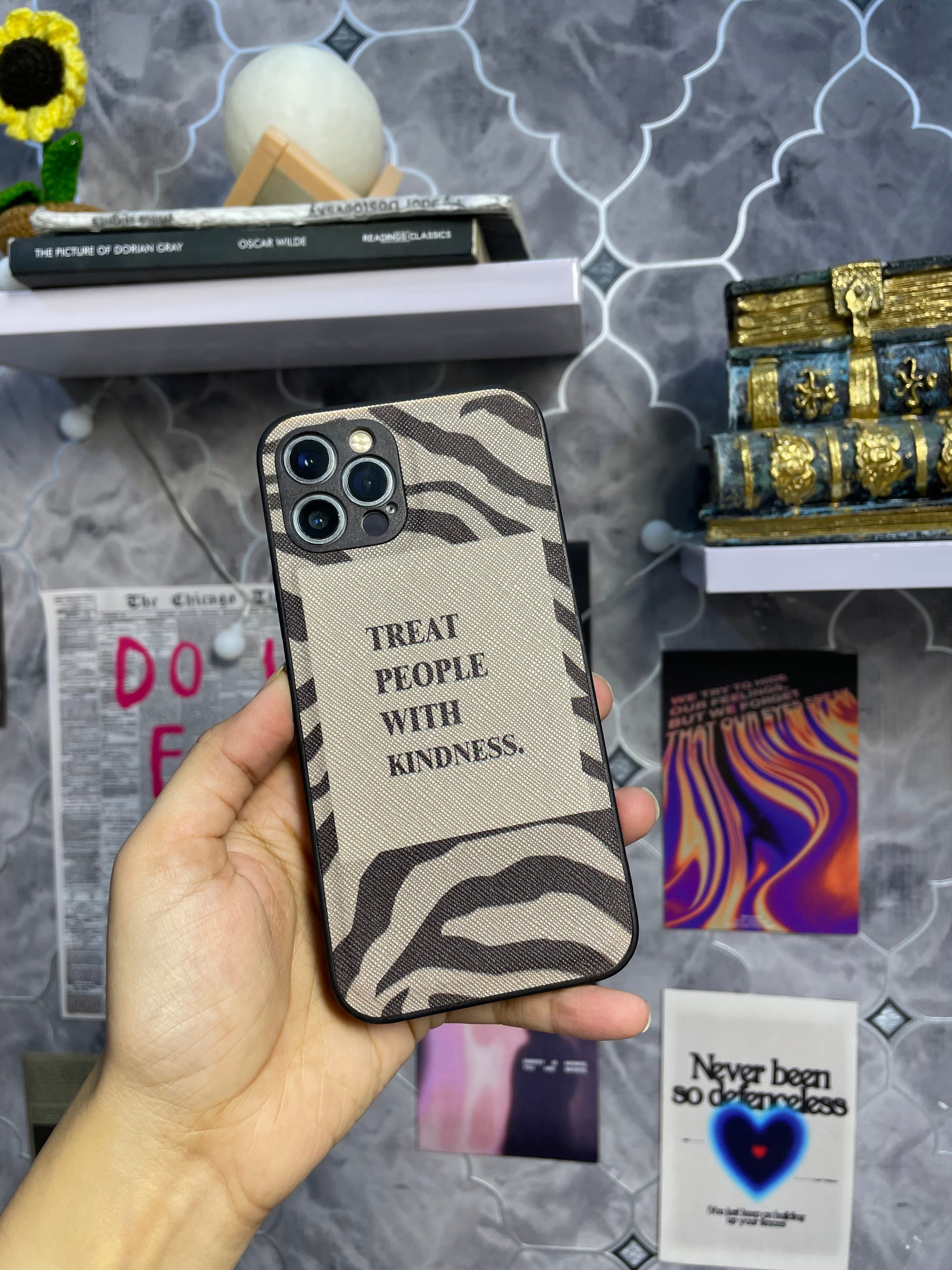 Grey Leopard Mobile Case