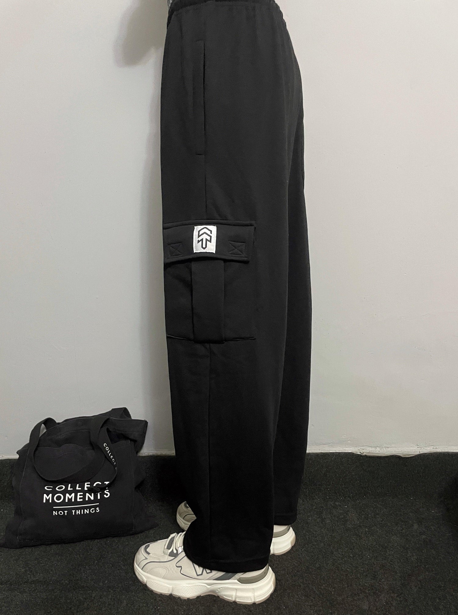 Black Cargo Baggy Trouser - Surteez