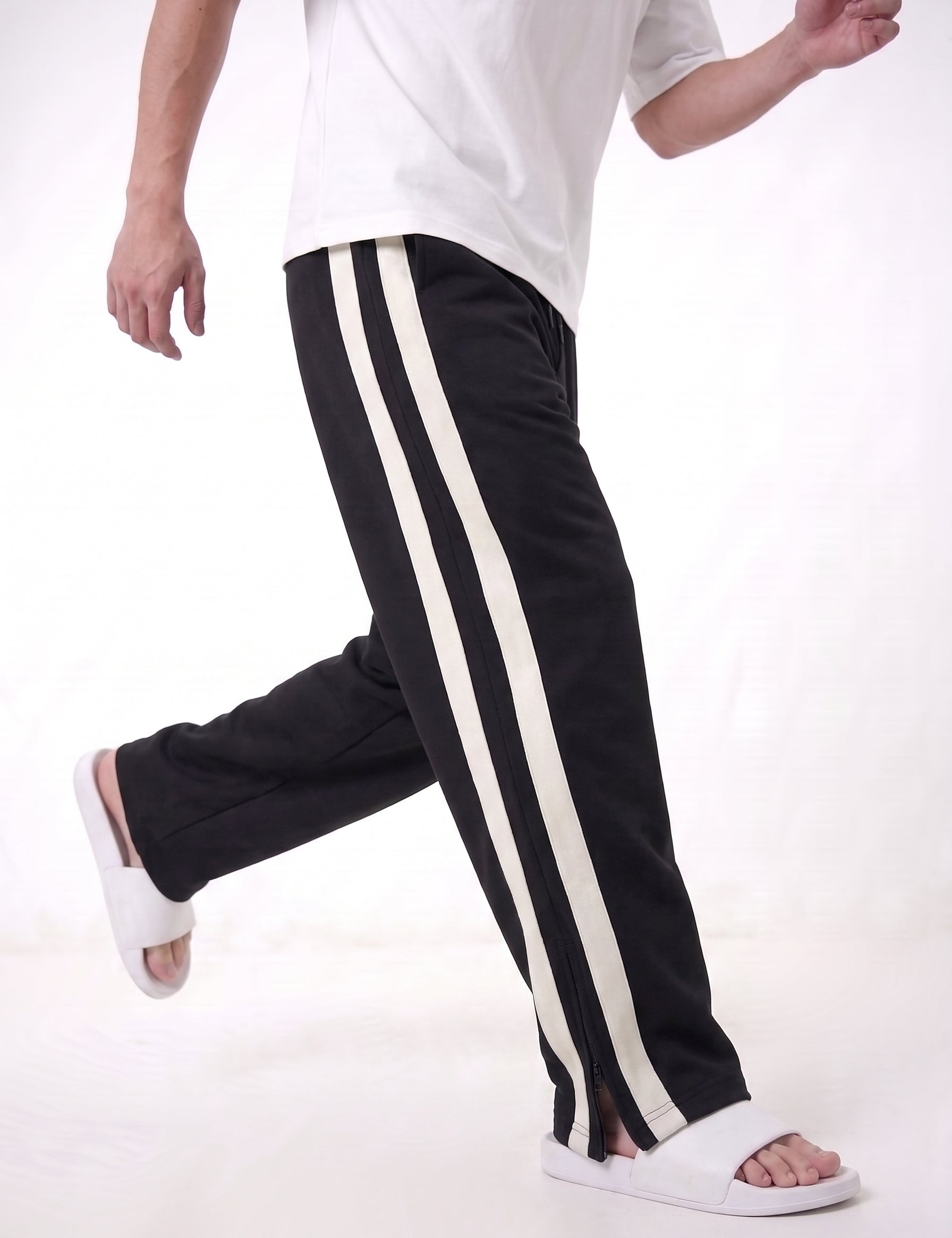 Change_poses_cropped_face_mode_202608211628.jpg
