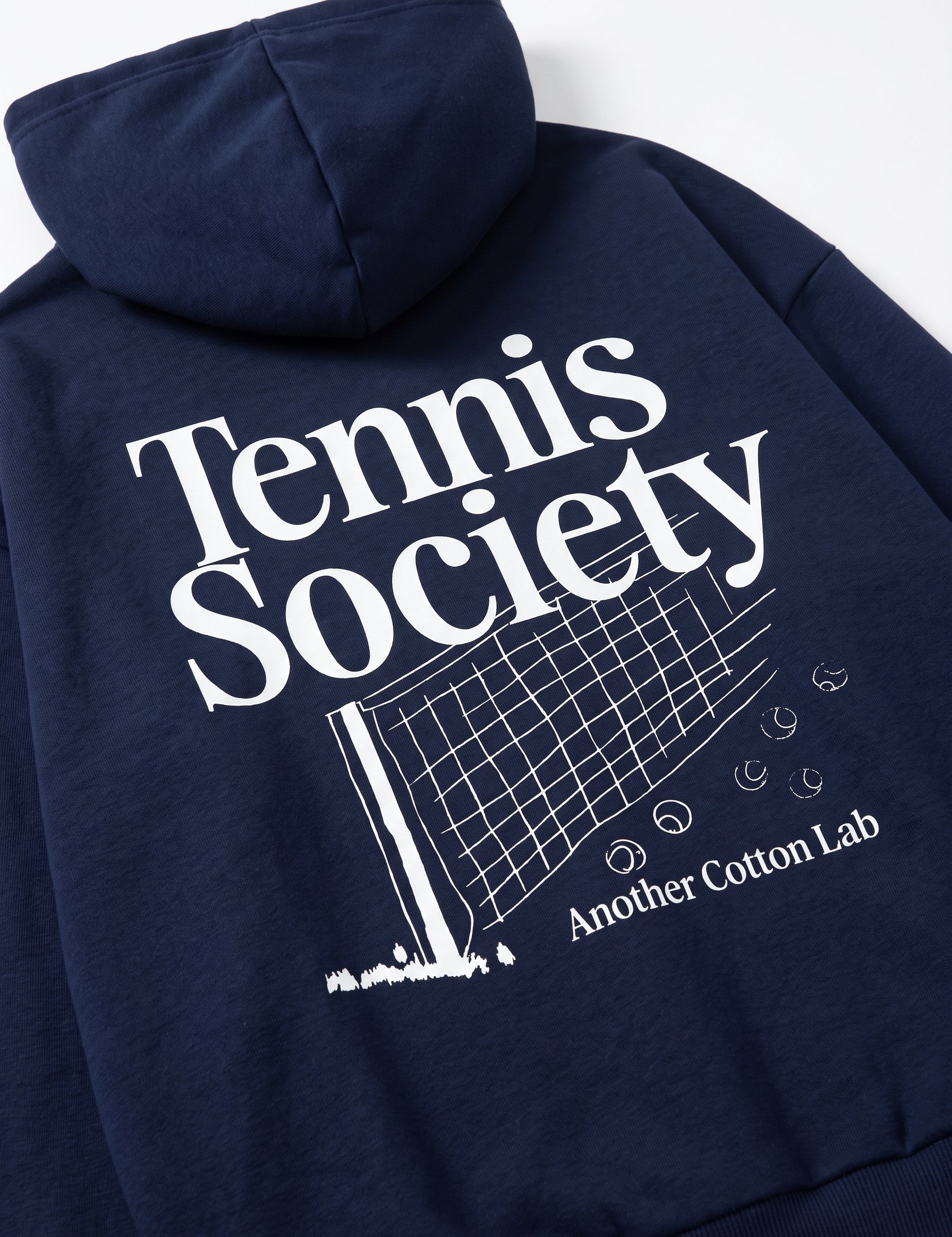 Photographing_hoodie_product_for__2K_20260922123341.jpg