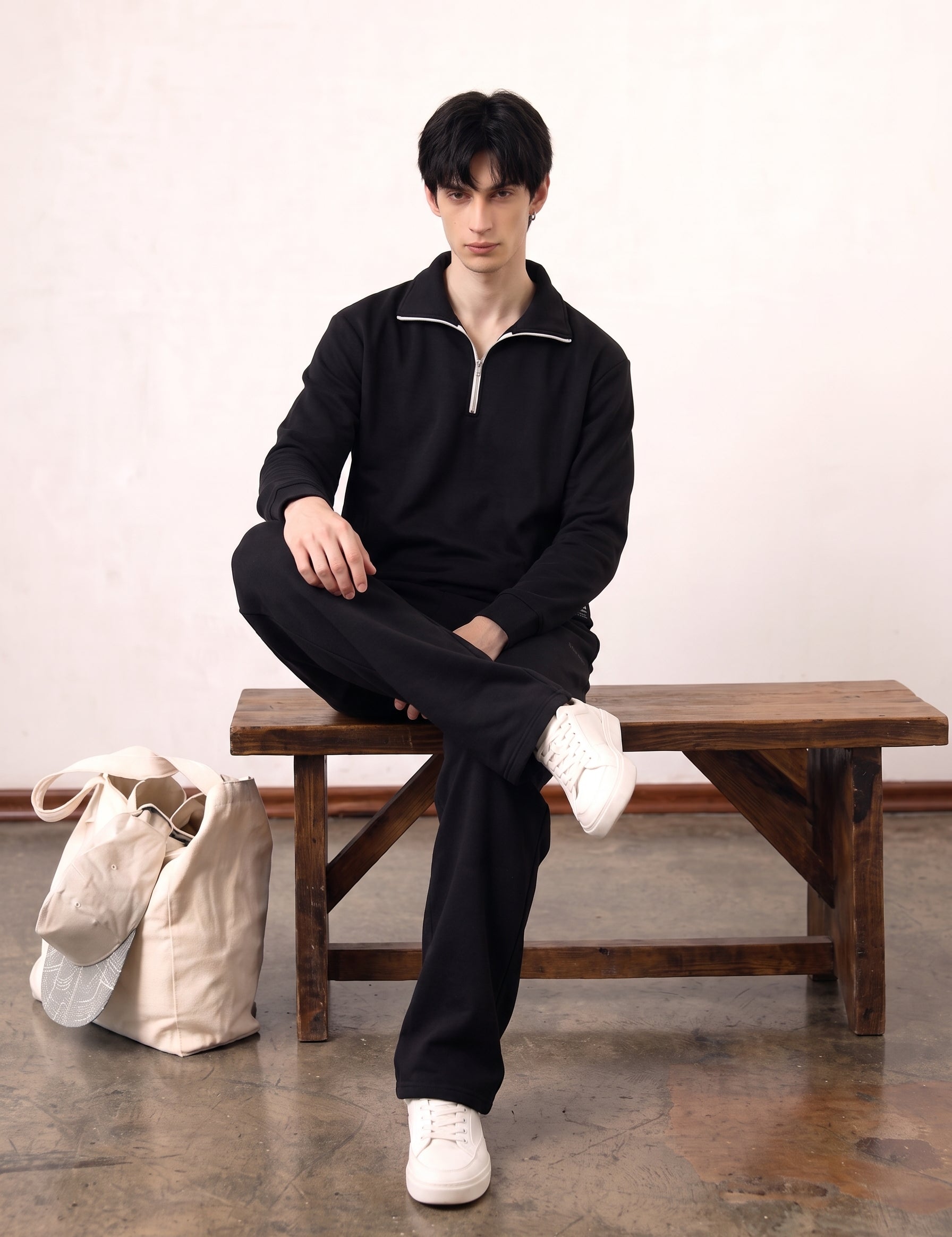Replace_color_and_pose_2K_202608241312.jpg