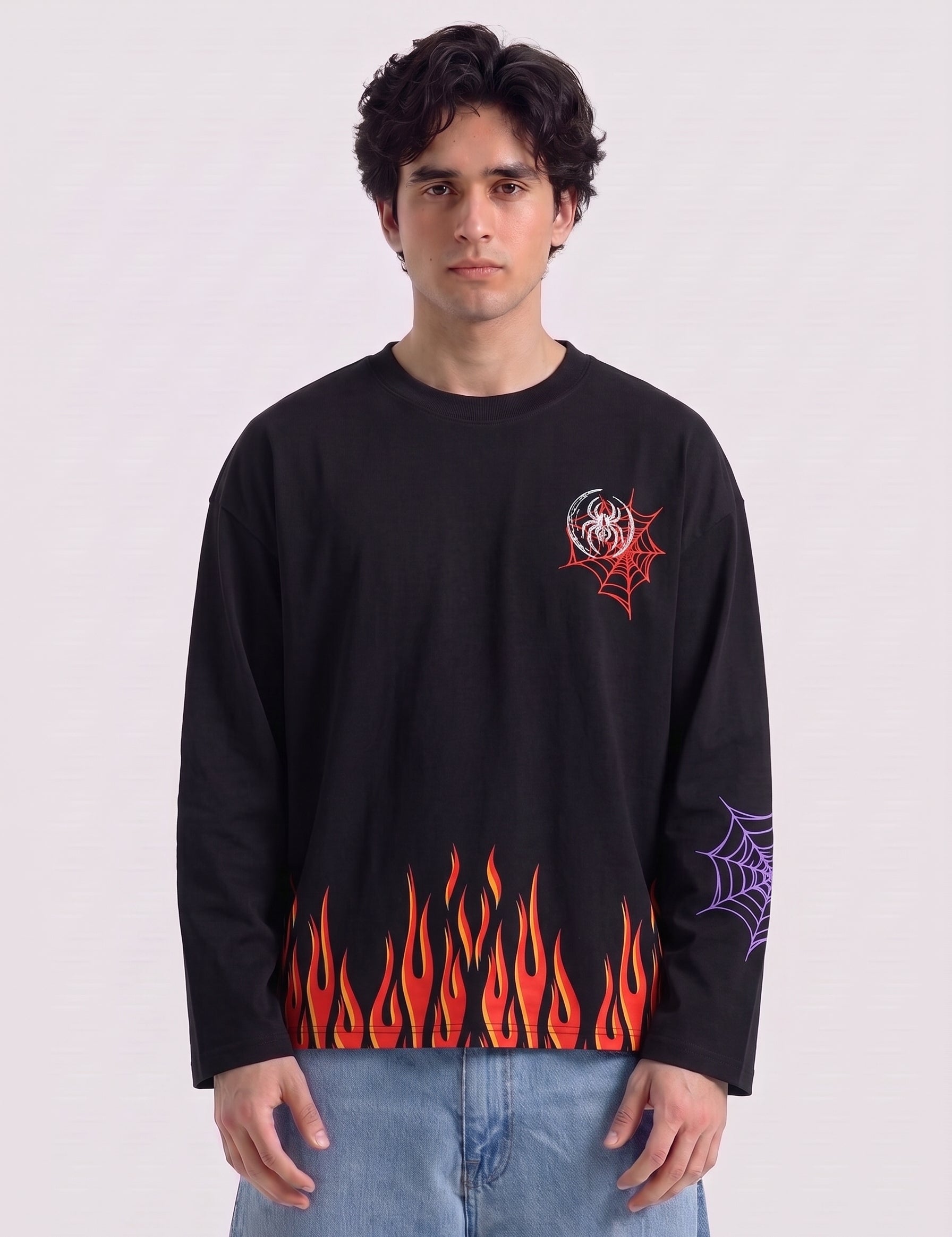 Replace_t-shirt_with_spider_tee_2K_20261012141849.jpg