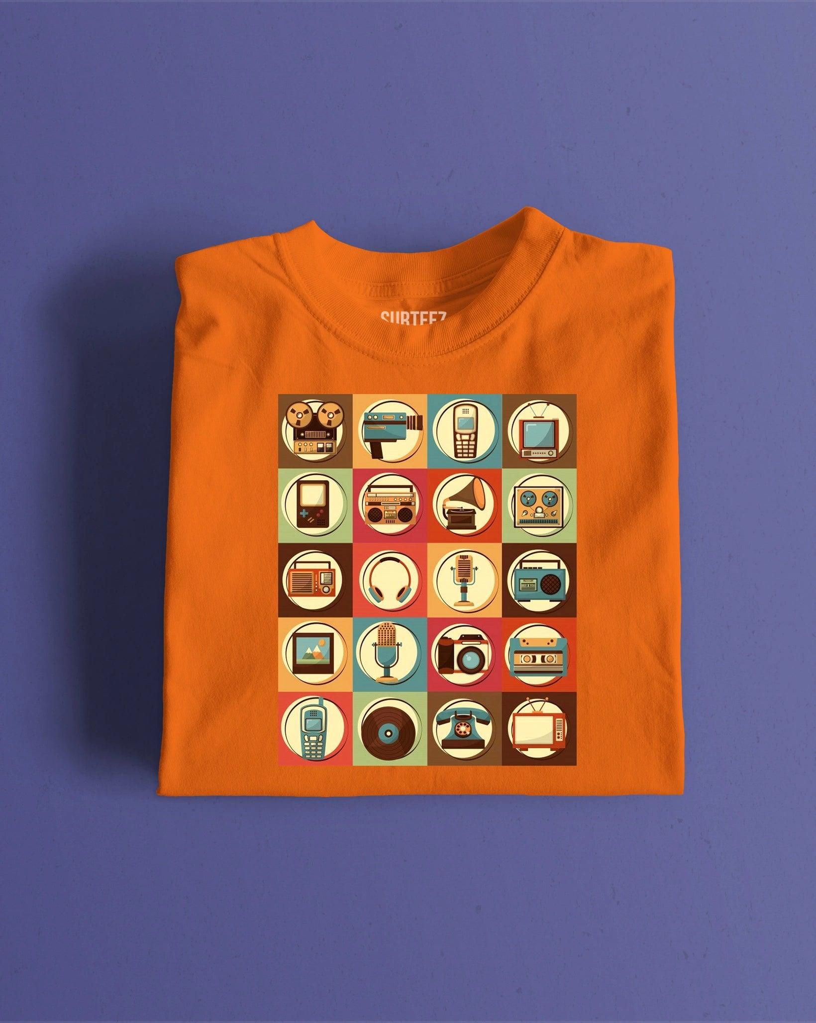 Vintage Lover Graphic Tshirt - Surteez