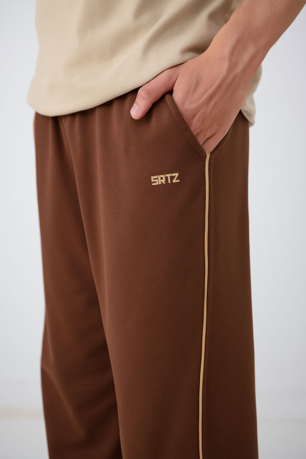 Brown Straight Piping Trouser