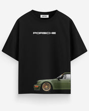 Oversize Porsche